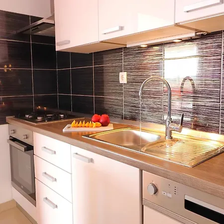 Adriatic View-two Bedroom With Terrace And Sea View *