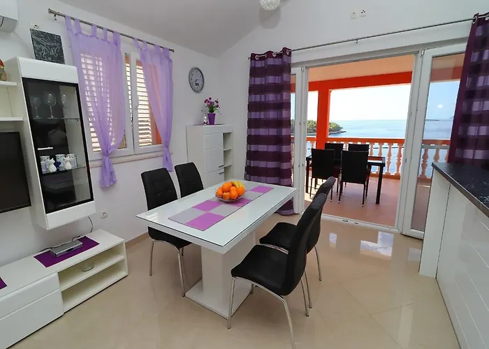 Adriatic View-two Bedroom With Terrace And Sea View Prázdninový dům